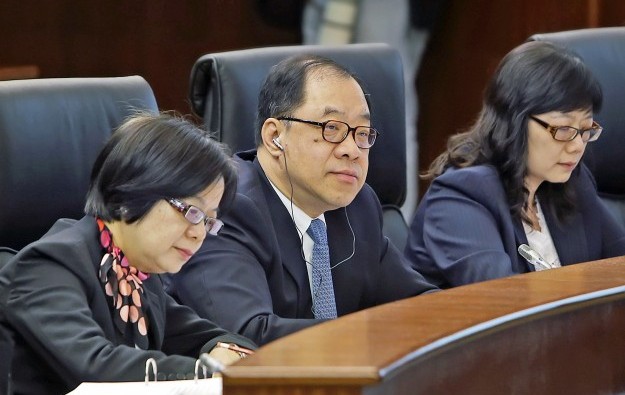 Secretary-for-Economy-and-Finance-Mr-Tam-Pak-Yuen-addresses-the-2014-policy-guideline-and-answers-questions-from-legislators-at-the-Legislative-Assembly-on-the-second-day-e1399988174864.jpg